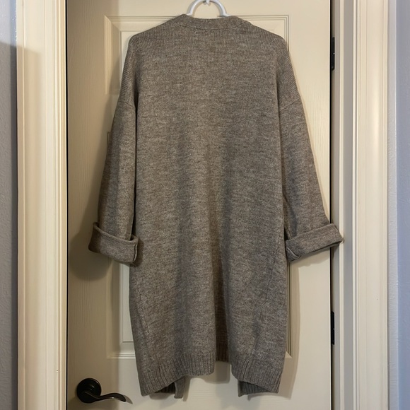 NWT Pink Rose longline cardigan in Stone (oatmeal tan color), size Large - Picture 2 of 11